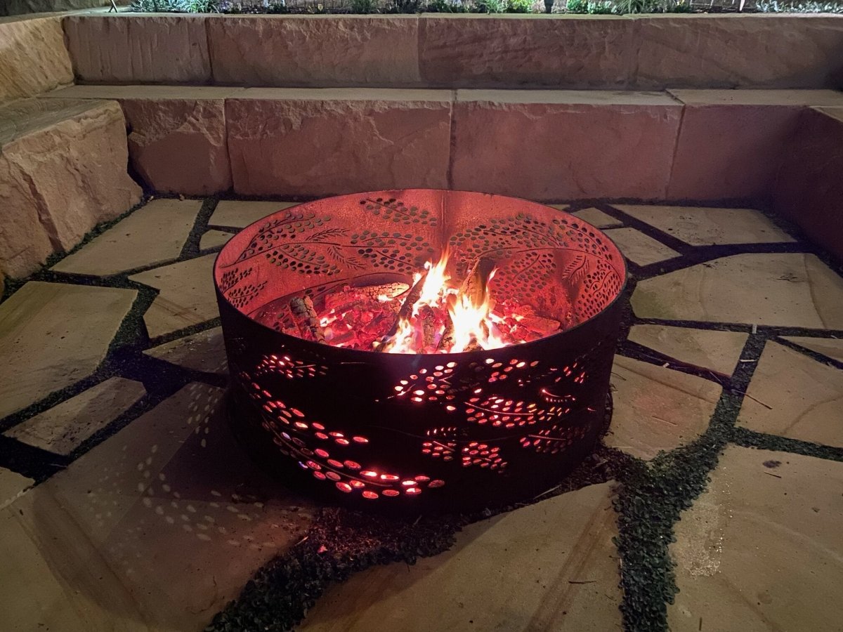 Fire Pit Guide: Choosing the Perfect Addition for Your Backyard Oasis - Outdoorium