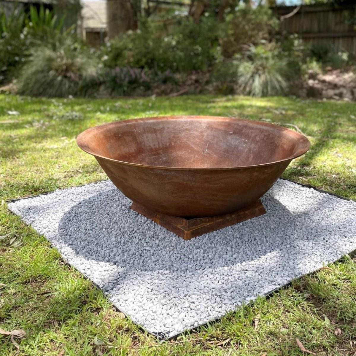 Cast Iron Fire Pit Deep Bowl - 72cm | Outdoorium