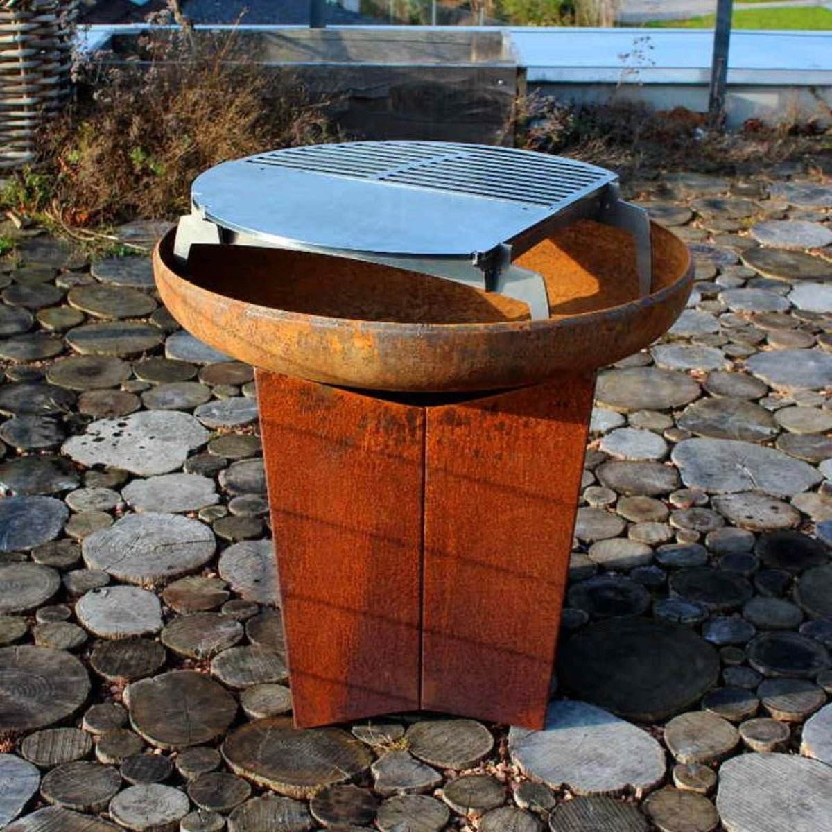 Goanna Fire Pit 65cm & Barramundi BBQ | Outdoorium