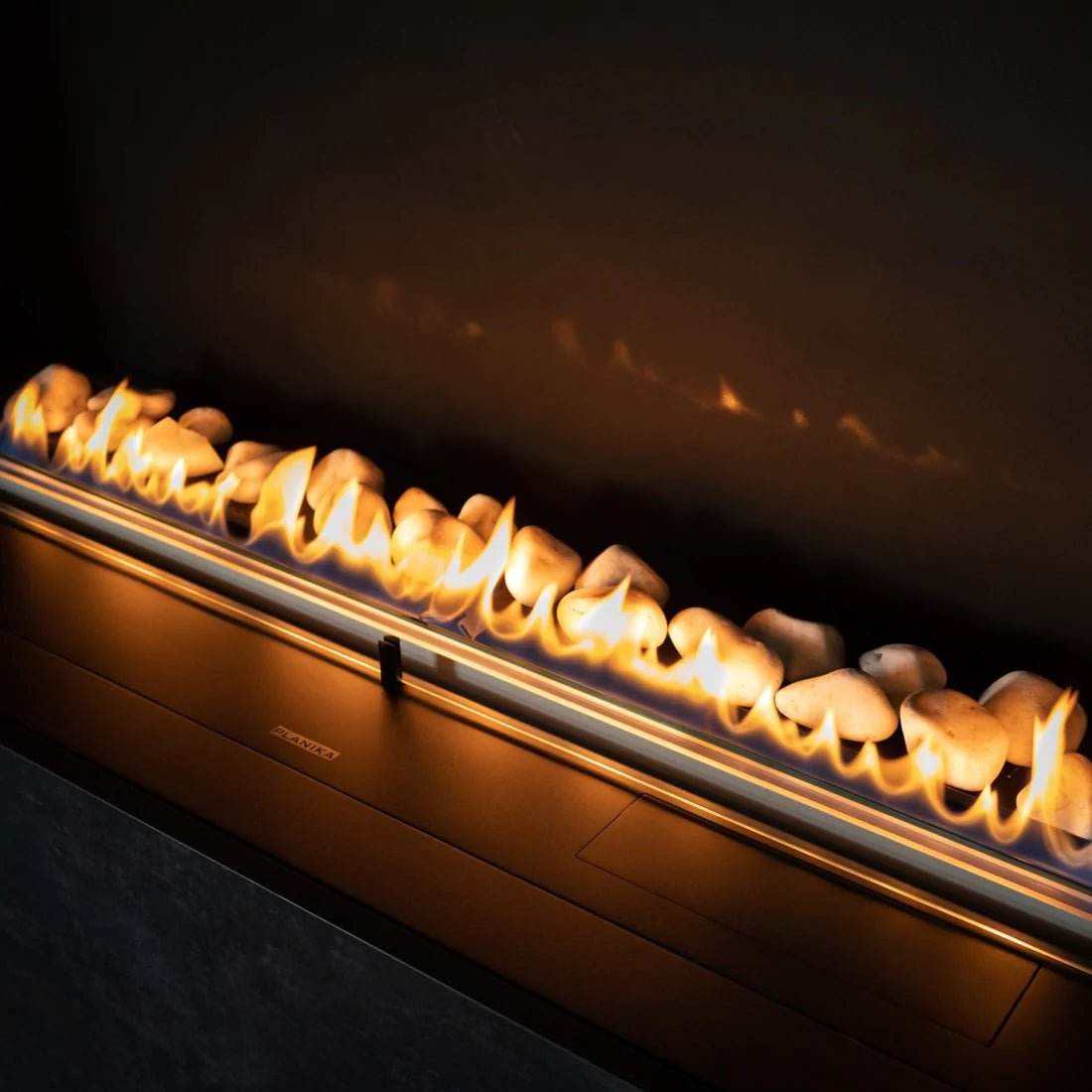 Planika Tray With White Pebbles For Prime Fire 990+ | Outdoorium