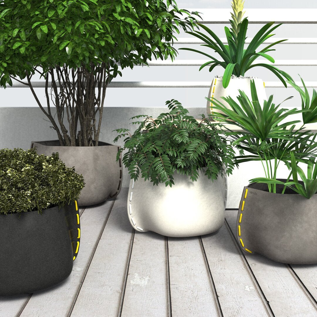 Blinde Stitch 25 Plant Pot - Graphite - Outdoorium