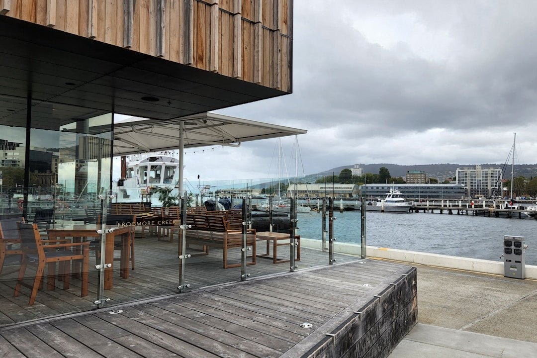 Al Fresco Revolution (2026 Outdoor Dining Trends) - Outdoorium