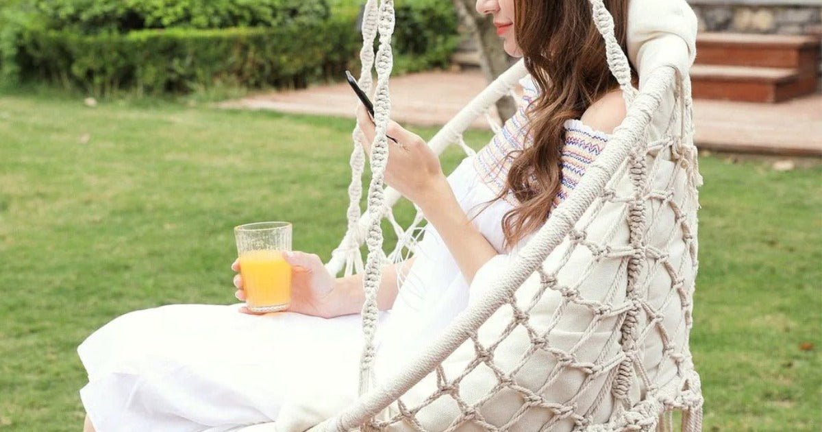 Outdoor Hammock Swings: Your Gateway to Relaxation and Serenity - Outdoorium
