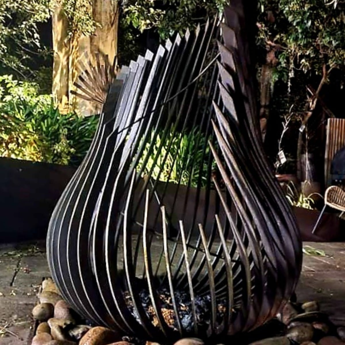 Freya Sculpture Fire Pit - Outdoorium