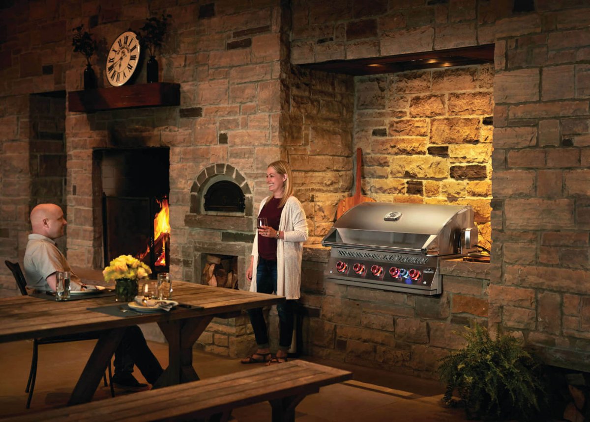 Napoleon 700 Series 38" Built-In Gas BBQ
