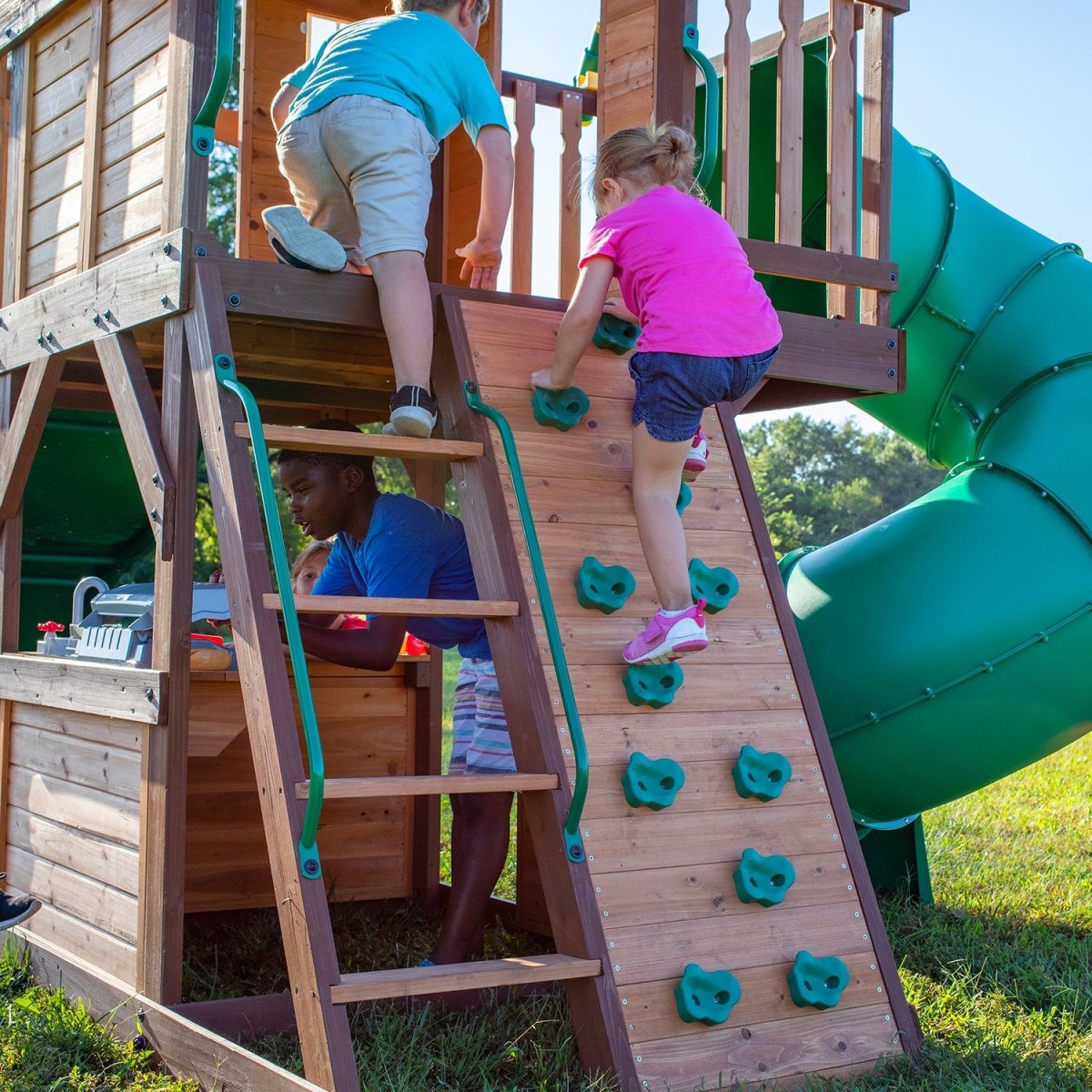 Backyard Discovery Cedar Cove Play Centre - Outdoorium