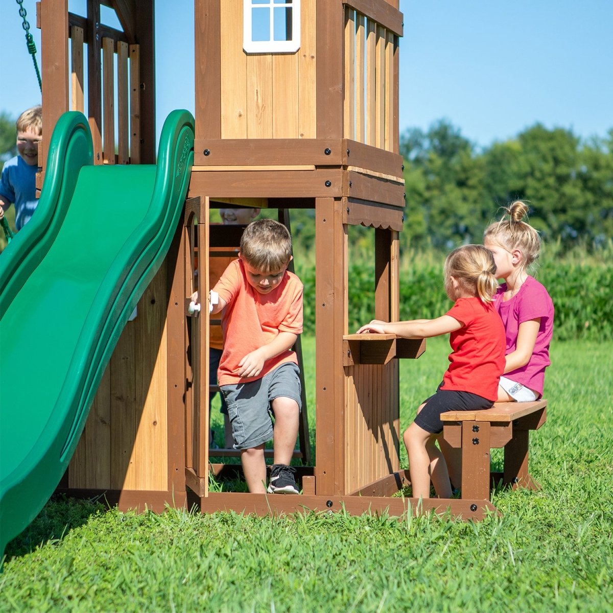 Backyard Discovery Lakewood Play Centre - Outdoorium