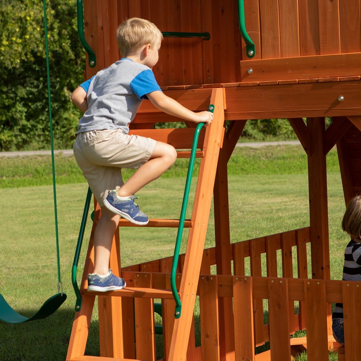 Backyard Discovery Skyfort II Play Centre - Outdoorium