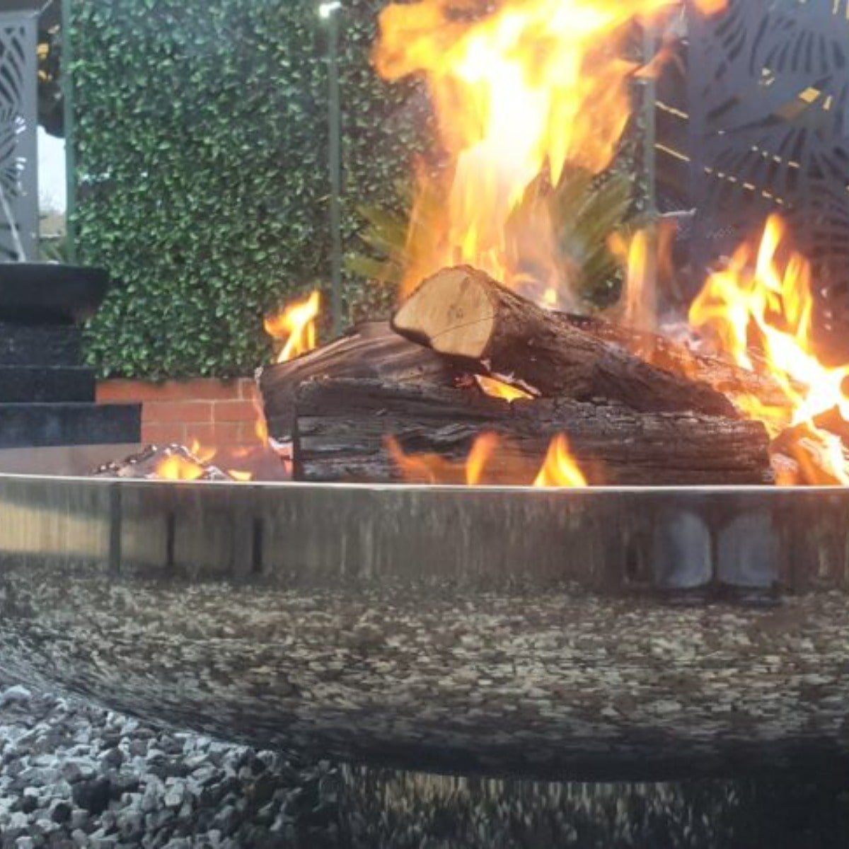 Cauldron Stainless Steel Fire Pit - 100cm - Outdoorium