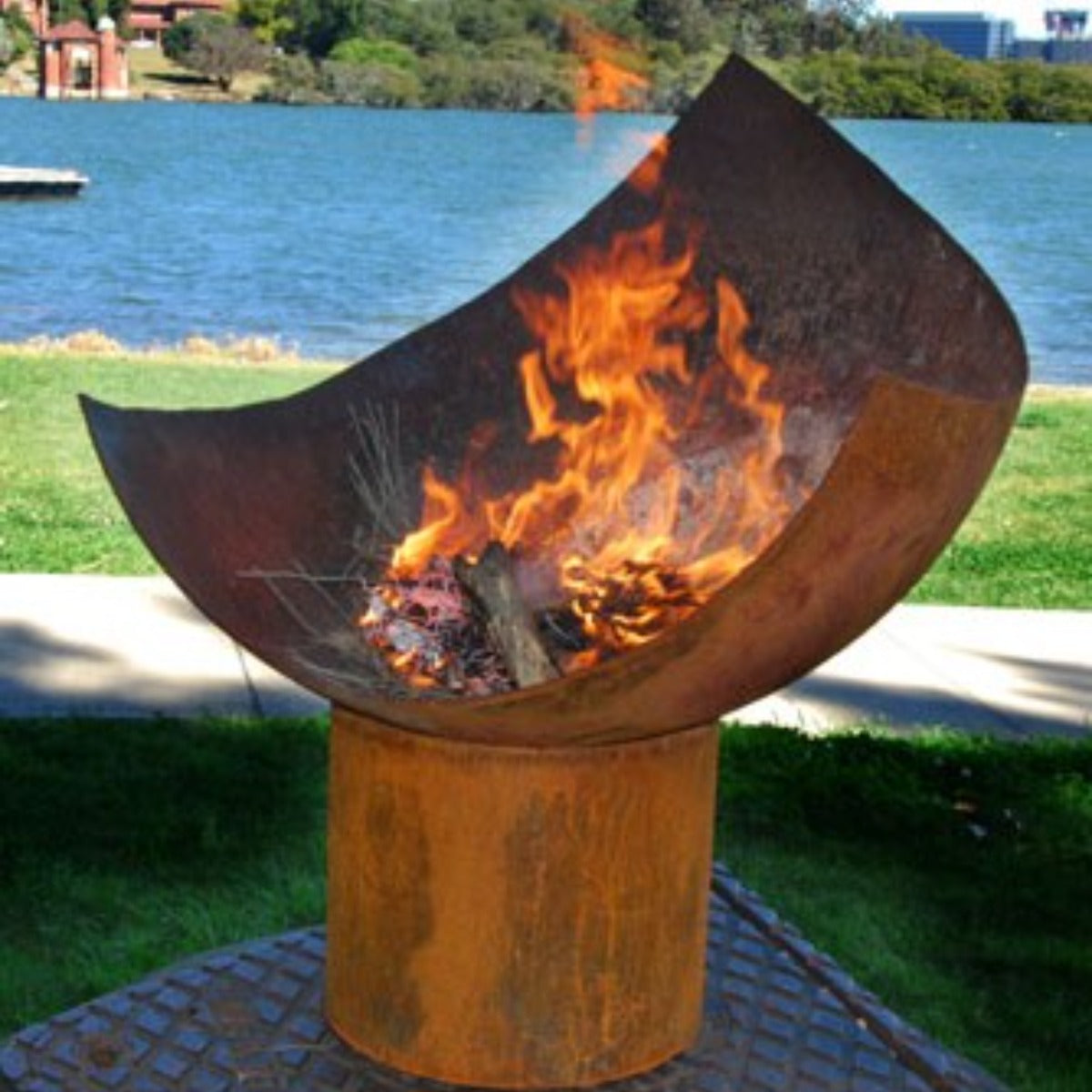 Chalice Cast Iron Fire Pit - Outdoorium