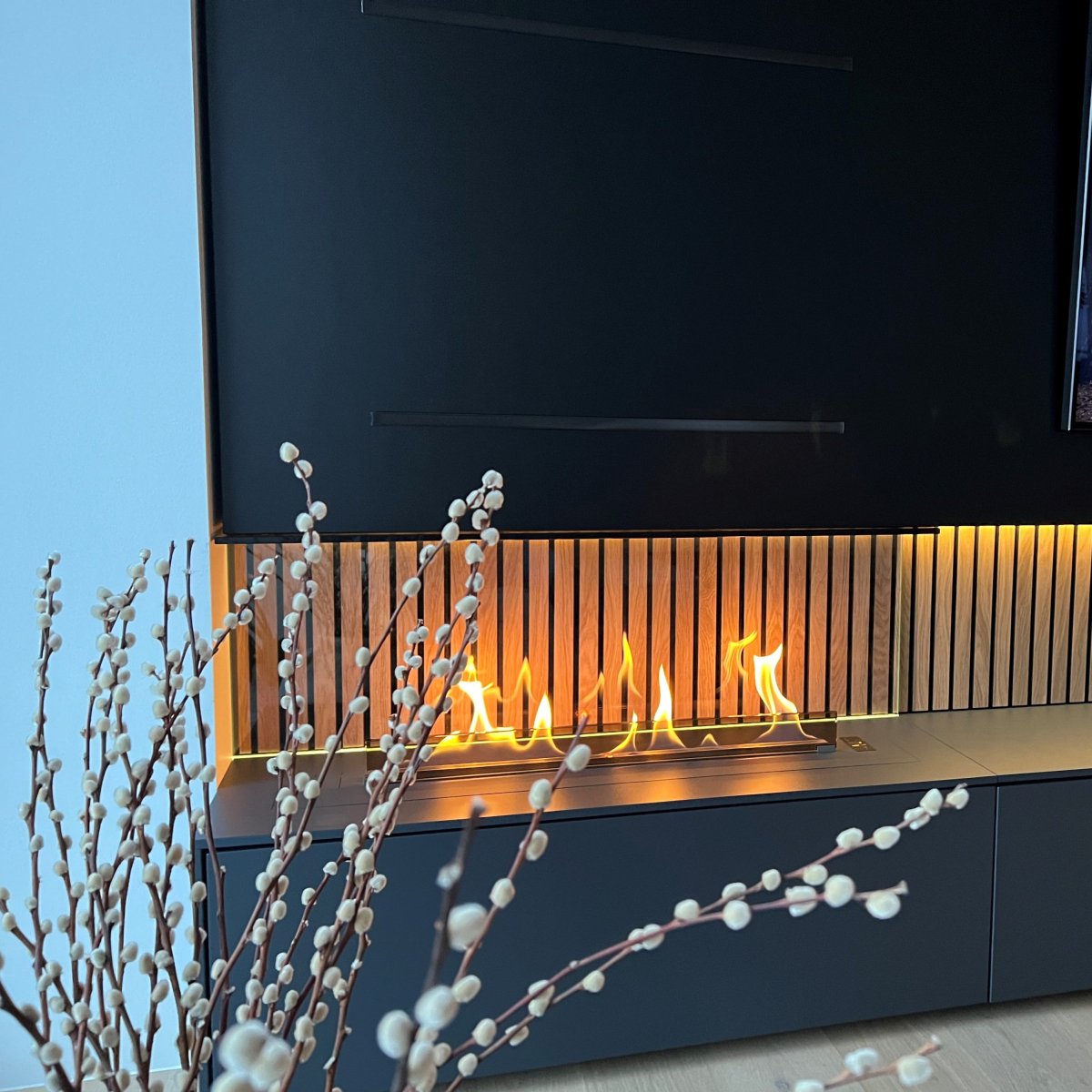 Decoflame Net Zero F3 Fireplace Insert - Remote Control & Long Burn Times - Outdoorium