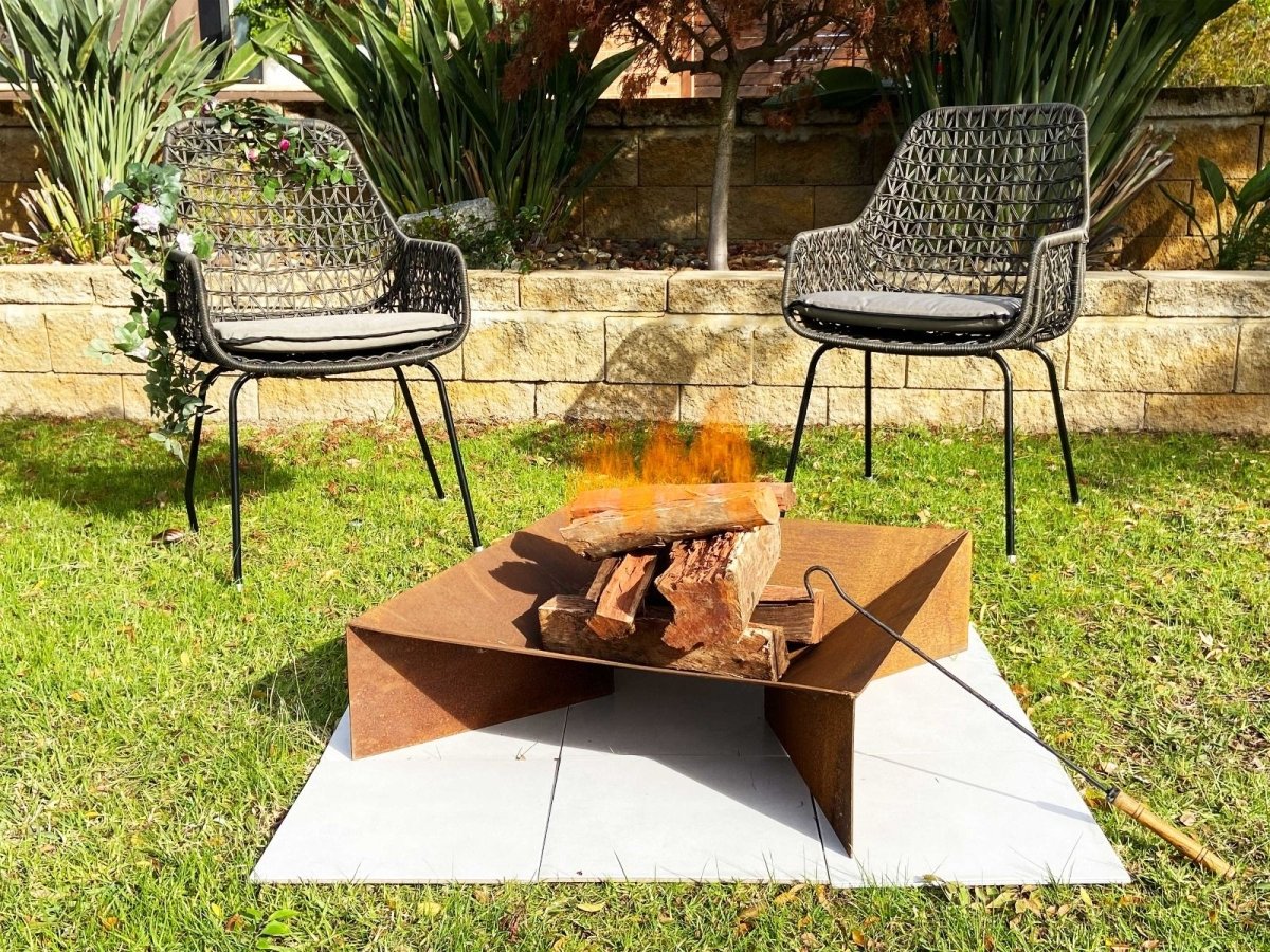 Fuji Fire Pit with Ash Tray | Outdoorium
