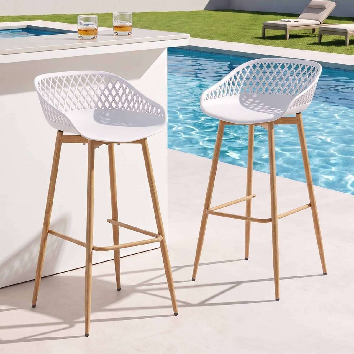 Gardeon 2PC Outdoor Bar Stools Plastic Metal Dining Chair Patio Furniture White | Furniture > Bar Stools & Chairs > Table & Bar Stools