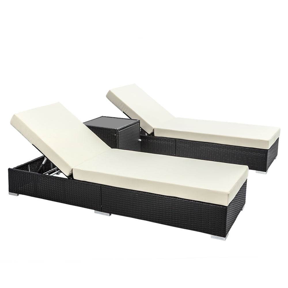 Adjustable Backrest on Wicker Sun Lounge