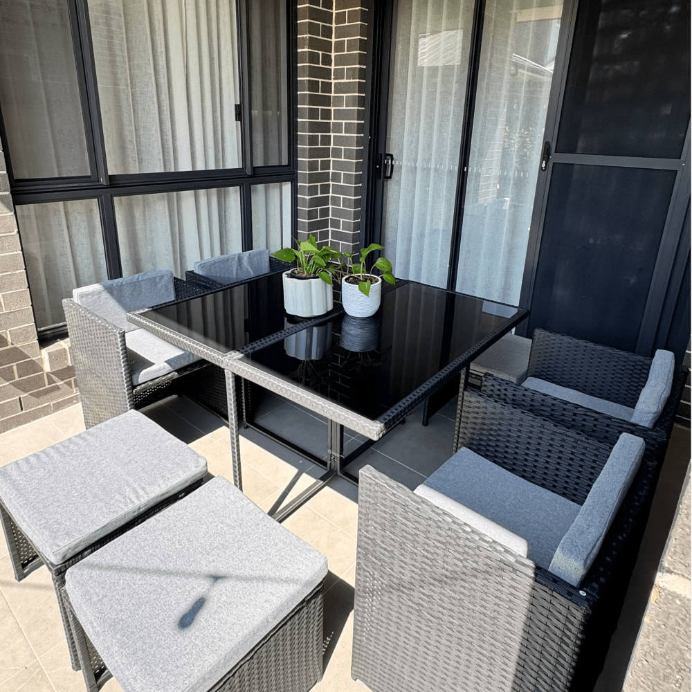 Horrocks 8 Seater Outdoor Dining Set - Black | Outdoorium
