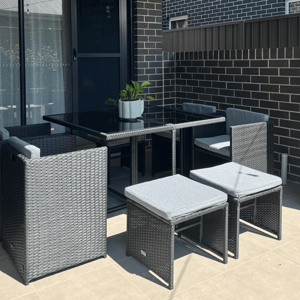 Horrocks 8 Seater Outdoor Dining Set - Black | Outdoorium