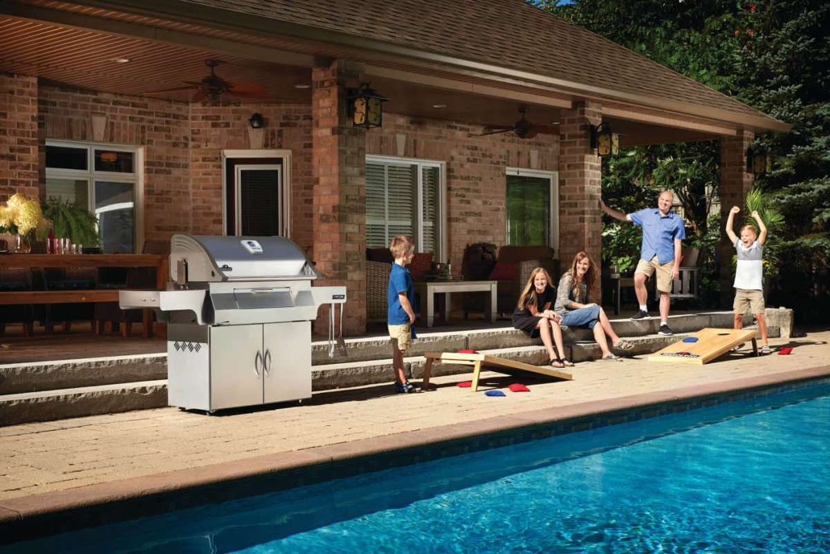 Napoleon Professional 605 Charcoal Cart | Charcoal BBQ