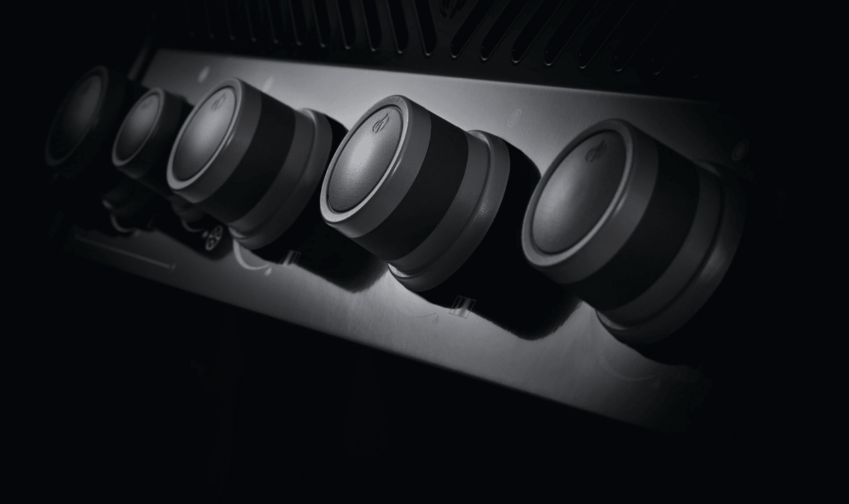 Napoleon Rogue XT 425 SB control knobs