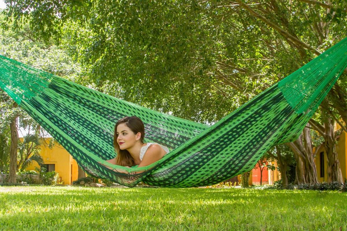 Outdoor undercover cotton Mayan Legacy hammock King size Jardin | Outdoorium