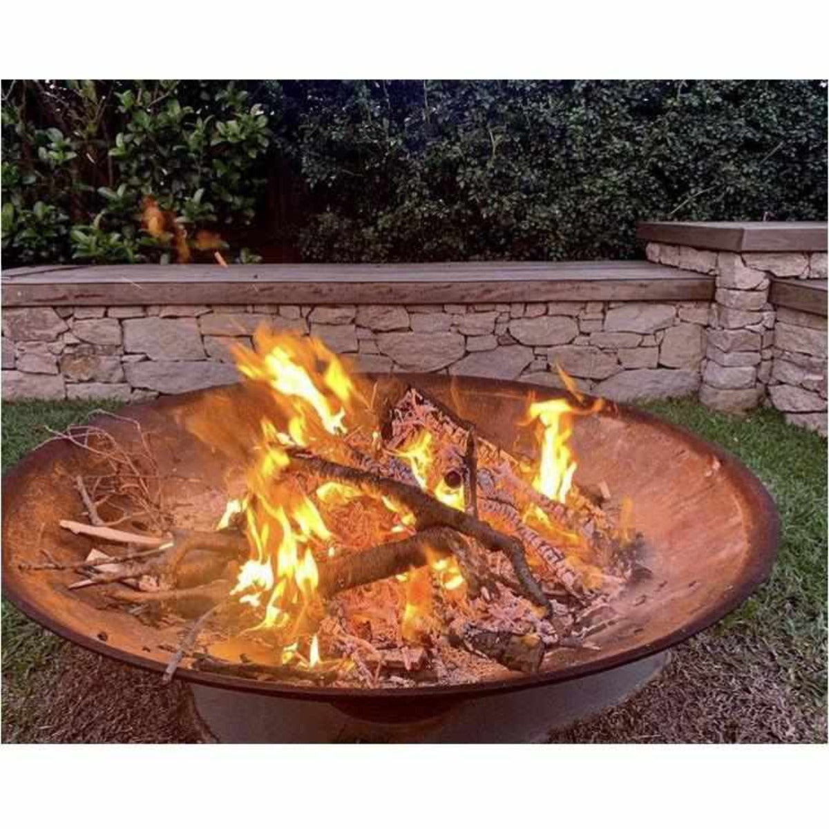 Cauldron Cast Iron Fire Pit - 100cm - Outdoorium