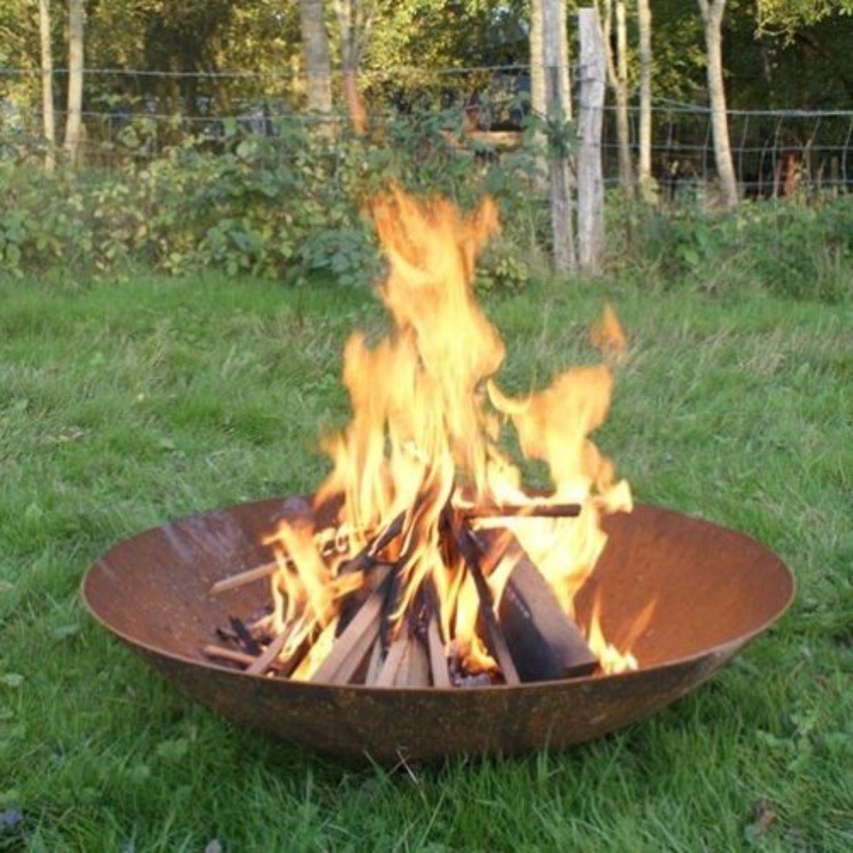 Cauldron Cast Iron Fire Pit -120cm - Outdoorium