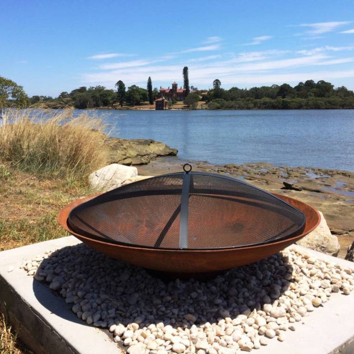 Cauldron Cast Iron Fire Pit - 800mm - Outdoorium