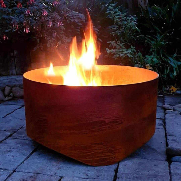 Fire Pits: Large Swale Australian Made Fire Pit - Outdoorium