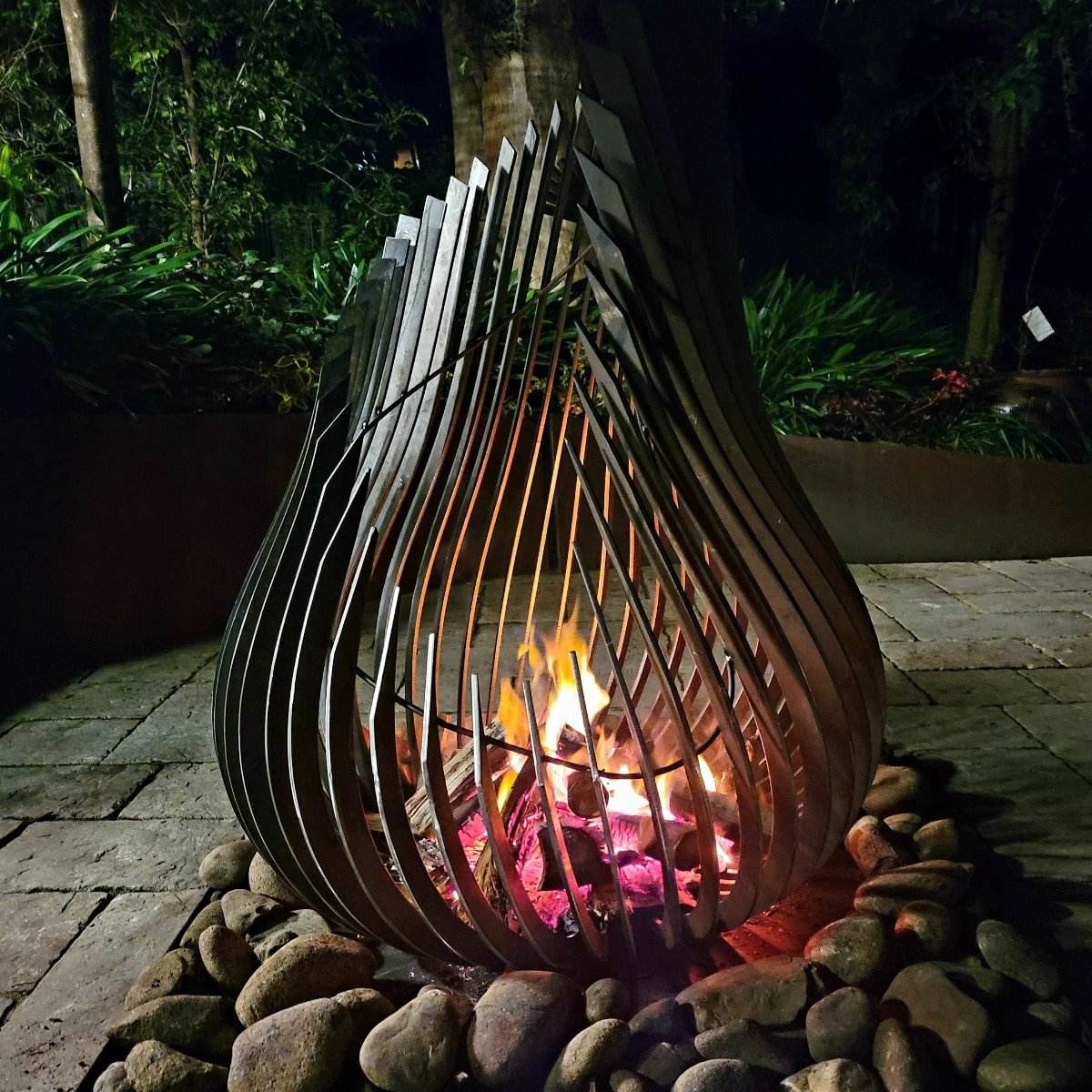 Freya Sculpture Fire Pit | Outdoorium
