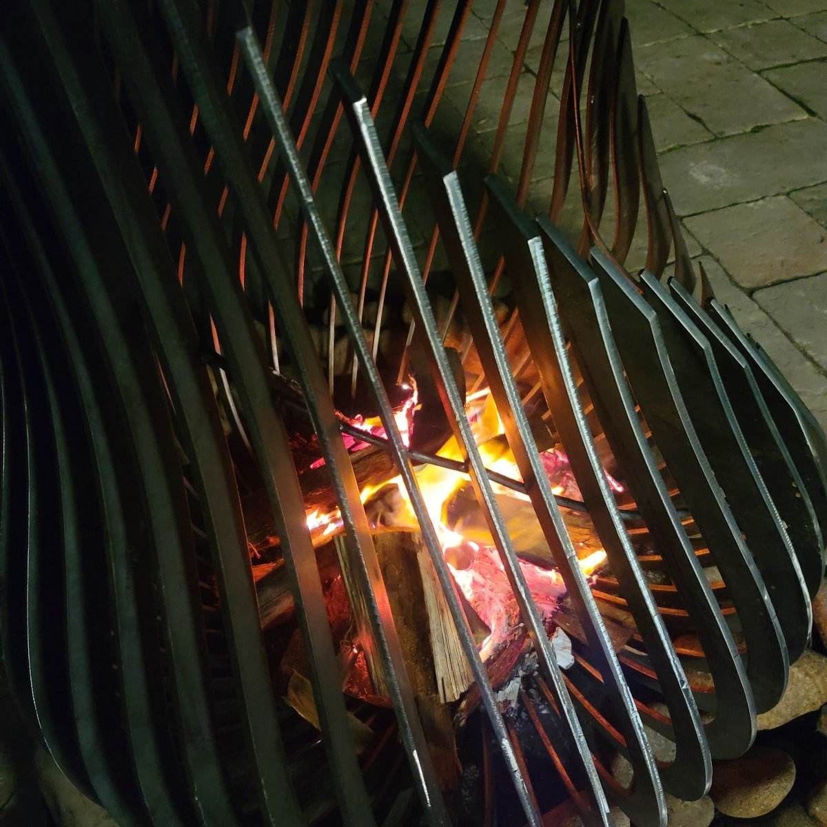 Freya Sculpture Fire Pit | Outdoorium