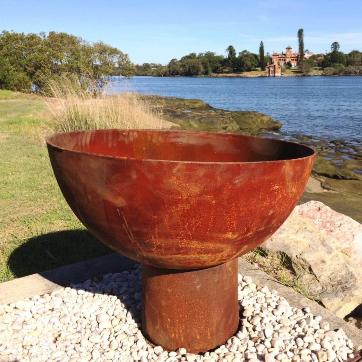 Goblet Cast Iron Fire Pit - Outdoorium