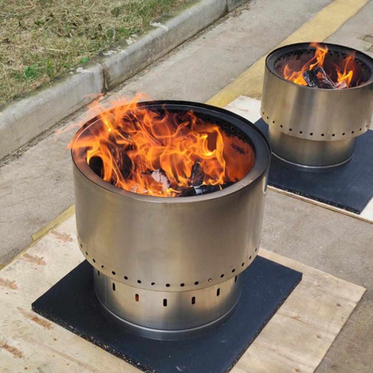 Inferno Smokeless Stainless Steel Fire Pit &amp; Grill - Medium - Outdoorium