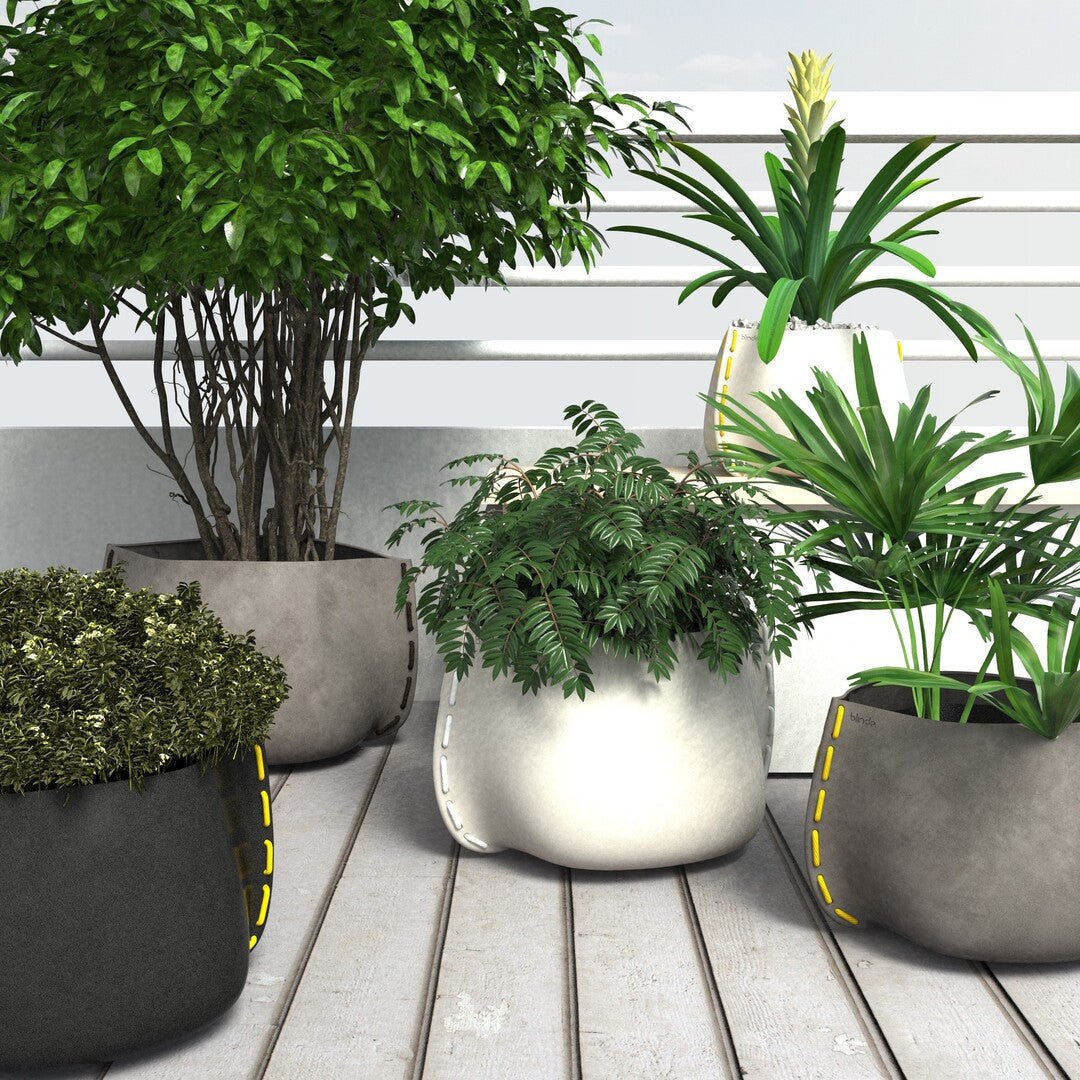 Blinde Stitch 125 Plant Pot - Graphite - Outdoorium