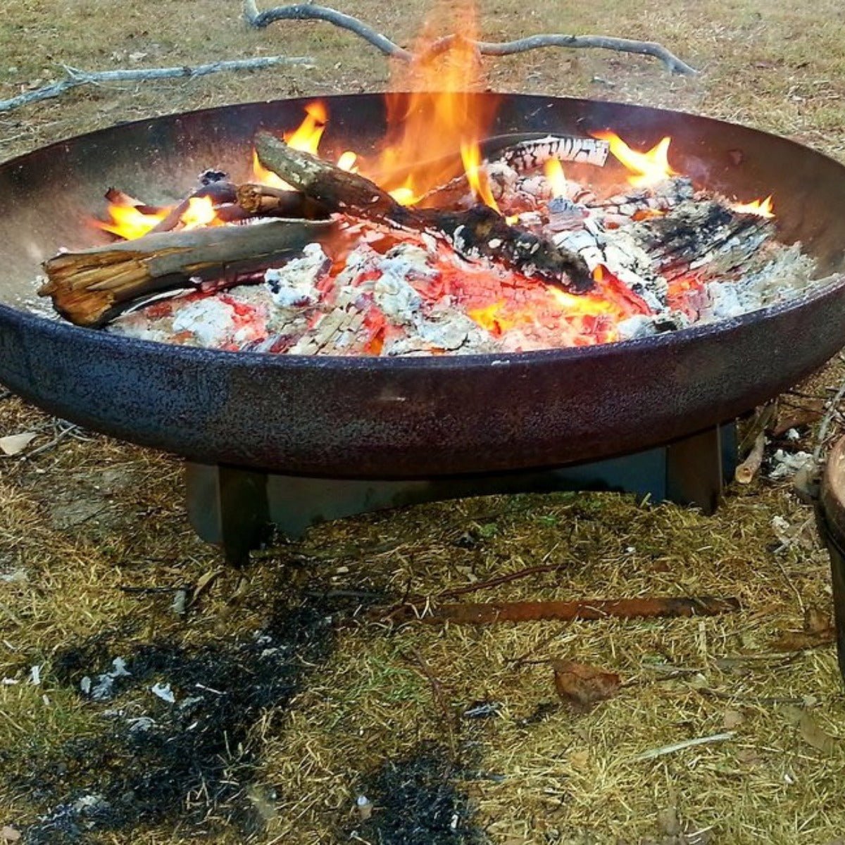 Yabbi Fire Pit 80cm - Outdoorium